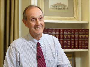 Louisiana Supreme Court Chief Justice and LSU Law alumnus John Weimer (’80).